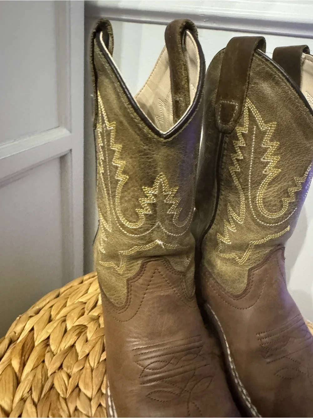 Kids Brown Western Cowboy Boots - Classic Embroidered Pull-On